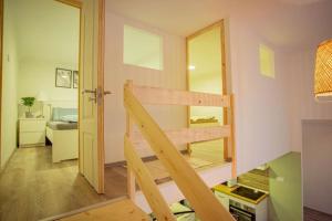 Cosy 2 bedroom flat in Akácfa st., Sol