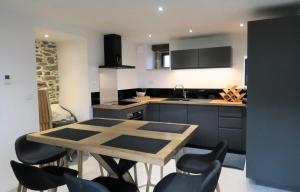 Residence Grand Couchant-lannion - Maisons & Villas pour 8 Personnes 344 : photos des chambres