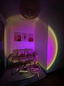 Modern Living by The Celandine DMCI in Balintawak - Case vacanza, Manila