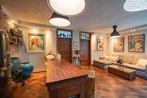 Le Rendezvous Apartments New Town