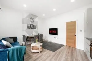 3BR Duplex Penthouse Harrow centre