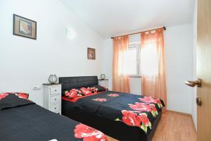 Apartments Zlata 2222