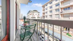 Appartements HOMEY MANGO - Proche centre/Parking Gratuit/Proche Gare/Balcon : photos des chambres
