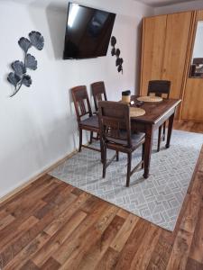 Tilly Apartment