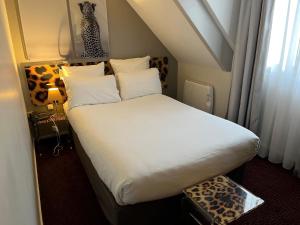Hotels Hotel Le Cardinal Rueil Centre : photos des chambres