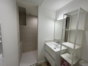 Appartements Riva YourHostHelper : photos des chambres