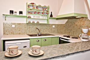 Parathyro sto Aigaio 2 - Small Suites Tinos Greece