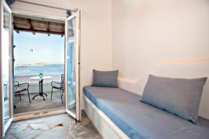 Parathyro sto Aigaio 2 - Small Suites Tinos Greece