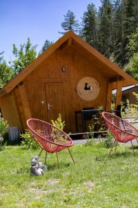 Campings Camping La Ferme de Castellane : photos des chambres