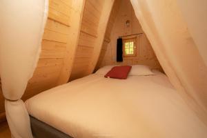 Campings Camping La Ferme de Castellane : photos des chambres