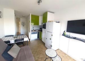 T2 vue centre ville -Le viking 50m mer