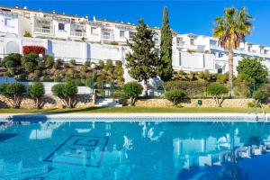 Torrequebrada terrace by Costarentals - Ref 76