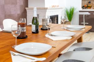 Torrequebrada terrace by Costarentals - Ref 76