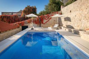 Sensational Dubrovnik Villa Villa Filia 4 Bedrooms Overlooking Dubrovnik City Walls Old Town