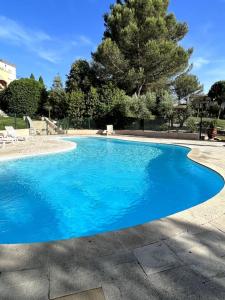 Villas Villa - 6pers - Piscine - Terrasses - Golf a 5min : photos des chambres