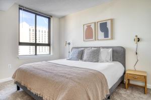 Pentagon City 1BR w WD Gym Lounge nr Metro WDC-374
