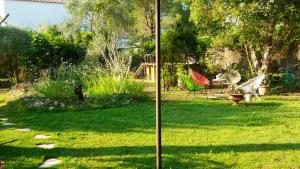 Maisons de vacances Maison de 2 chambres avec piscine privee jardin clos et wifi a Cheval Blanc : photos des chambres