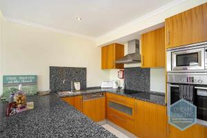 Vista das Ondas 208A Dream Lodging