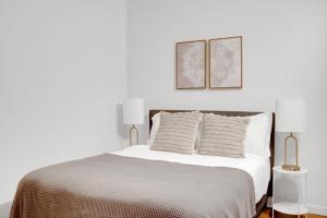 Downtown 1BR w Gym WD BBQ nr Dining Shops SEA-400