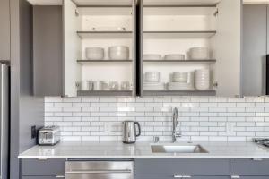 South Lake 2br w wd roof nr Lake SEA-492