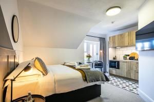Double Room with Private Bathroom room in The Belmont Apart Hotel - Harrogate Stays