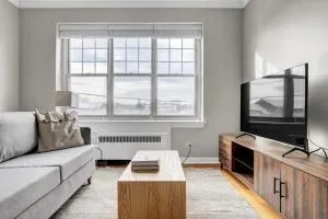 Evanston 1BR w Dishwasher nr Nwestern CHI-519 - 埃文斯顿