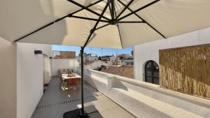 Penthouse in Historic Sitges -Big Terrace & Private Solarium