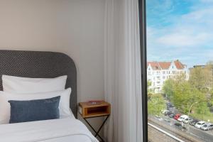 Standard King Room room in June Six Hotel Berlin City West