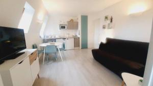 Appartements Appartement avec piscine, 100m plage et hypercentre : photos des chambres