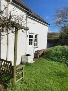 Rural Devon retreat in stunning Exe Valley. - Thorverton