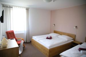 Standard Triple Room room in Penzion Amfík Bukovina