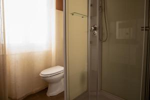 Twin Room with Private External Bathroom