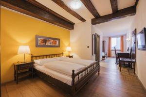 Standard Triple Room room in Hotel Garni Bären
