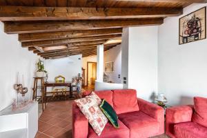 Lantica Lugana front lake