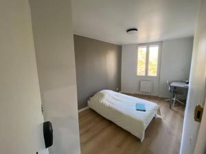 Appartements Appartement 5 chambres tous conforts - WIFI - TV : photos des chambres