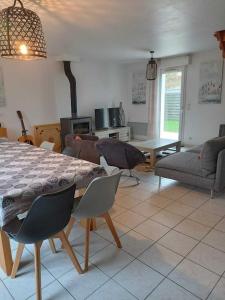 Maisons de vacances La maison des vacances : photos des chambres