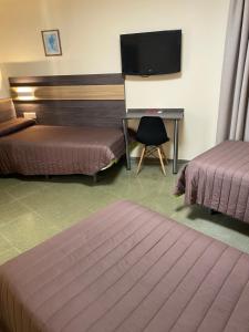 Basic Triple Room room in Hostal Meson Pepa