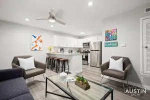 Recently Renovated Clarksville Apt for 4 and Parking - West Lake Hills