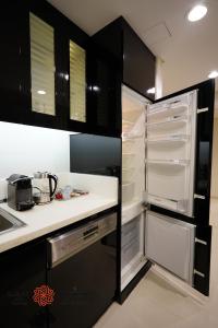 Al Ashrafia Saray Marvelous 1 BR - Damac Maison - Canal View