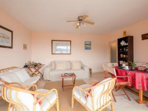 Apartment Les Pins Dorés-1 by Interhome