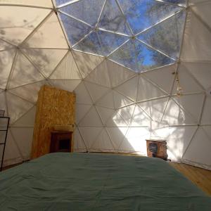 Tentes de luxe Dome sous les etoiles : photos des chambres