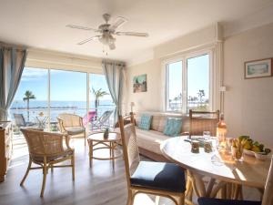 Apartment Le Cormoran by Interhome