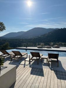 Villas Villa contemporaine vue sur mer a Cavalaire : photos des chambres