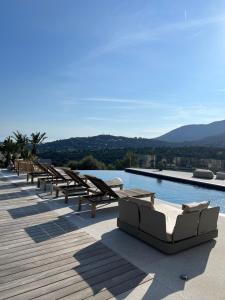 Villas Villa contemporaine vue sur mer a Cavalaire : photos des chambres