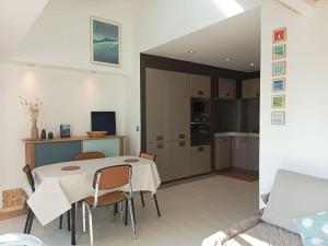 Appartements Apartment Port et golf-8 by Interhome : photos des chambres