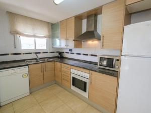 Apartment Golden Beach by Interhome