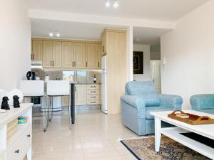 Elegant Colonial Style Ocean View Golf Del Sur