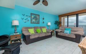 Phoenix I by Brett Robinson Vacations