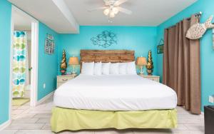 Phoenix I by Brett Robinson Vacations