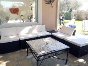 Maisons de vacances Maison chaleureuse a Orange avec piscine privee : photos des chambres